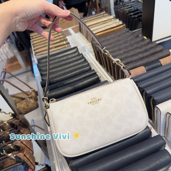 NWT Coach Nolita 19 Signature Canvas CW426 /Gold/White/Chalk